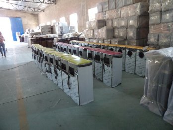 鋼制分類垃圾桶組裝